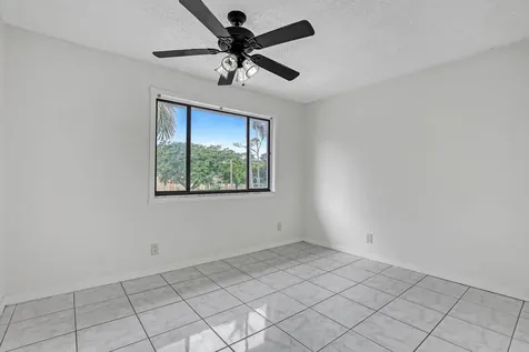 139 Sparrow Drive Royal Palm Beach FL 33411