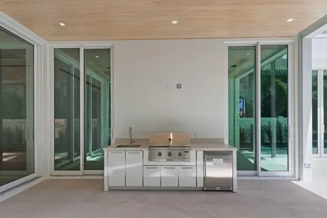 320 Grove Place Delray Beach FL 33444