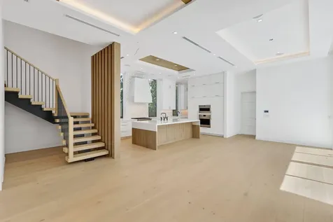 320 Grove Place Delray Beach FL 33444