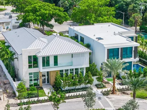 320 Grove Place Delray Beach FL 33444