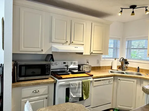 1309 W Bougainvillea Drive Deerfield Beach FL 33442