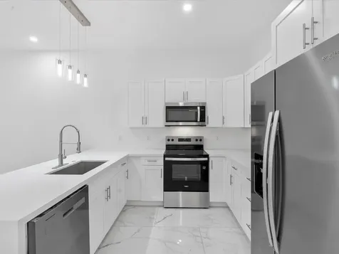 533 Nw 16th Avenue Fort Lauderdale FL 33311