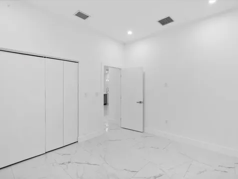 533 Nw 16th Avenue Fort Lauderdale FL 33311