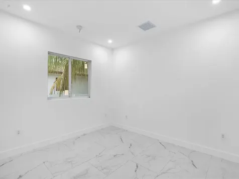 533 Nw 16th Avenue Fort Lauderdale FL 33311