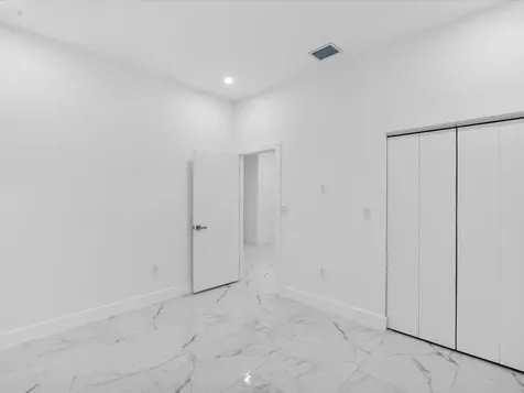 533 Nw 16th Avenue Fort Lauderdale FL 33311