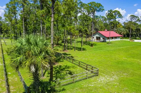 1835 Stallion Drive Loxahatchee FL 33470