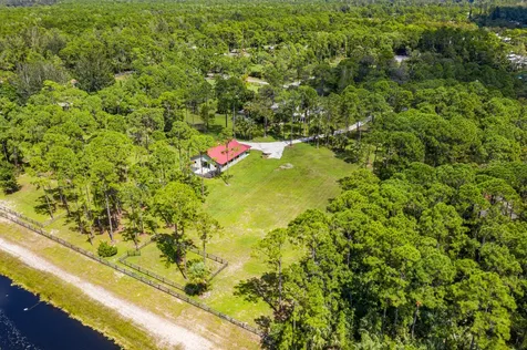 1835 Stallion Drive Loxahatchee FL 33470