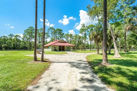 1835 Stallion Drive Loxahatchee FL 33470