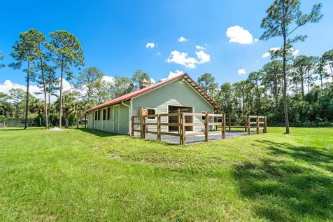 1835 Stallion Drive Loxahatchee FL 33470