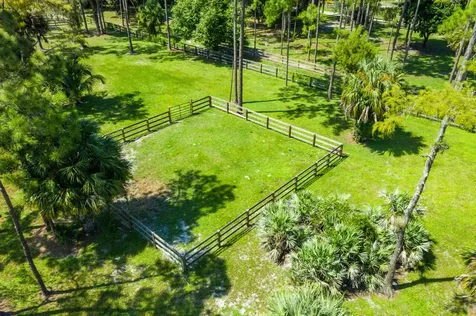 1835 Stallion Drive Loxahatchee FL 33470