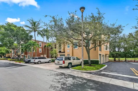 11720 St Andrews Place Wellington FL 33414