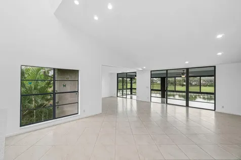23 Eastgate Drive Boynton Beach FL 33436