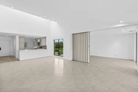 23 Eastgate Drive Boynton Beach FL 33436
