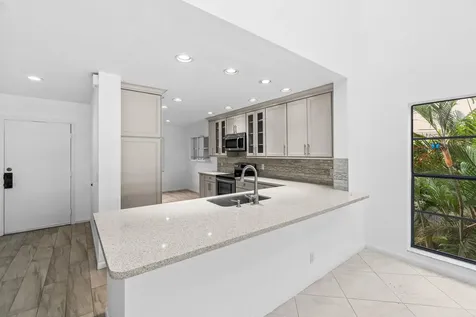 23 Eastgate Drive Boynton Beach FL 33436