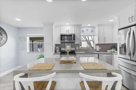 244 Monaco F Delray Beach FL 33446