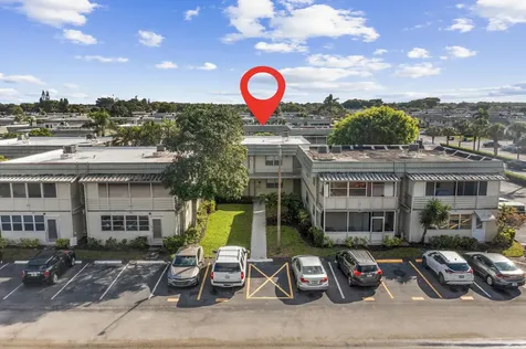 244 Monaco F Delray Beach FL 33446