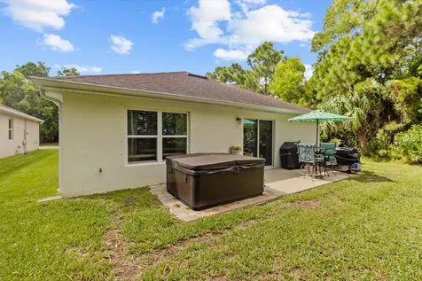 5815 Nw Pine Trail Circle Port Saint Lucie FL 34983