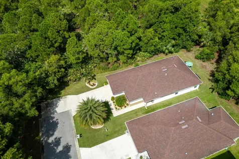 5815 Nw Pine Trail Circle Port Saint Lucie FL 34983