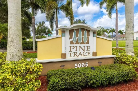 5815 Nw Pine Trail Circle Port Saint Lucie FL 34983