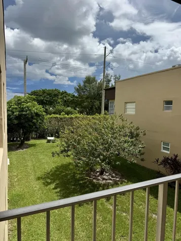 799 Burgundy Q Delray Beach FL 33484