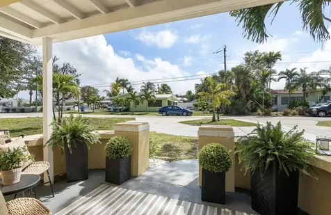 727 S Lake Drive Lantana FL 33462