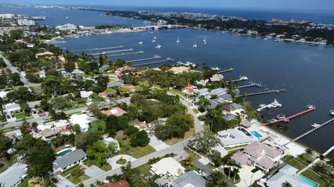 727 S Lake Drive Lantana FL 33462