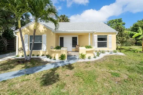 727 S Lake Drive Lantana FL 33462