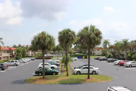 1 Abbey Lane Delray Beach FL 33446