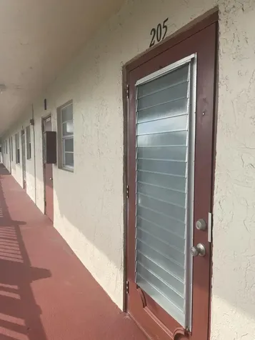 1 Abbey Lane Delray Beach FL 33446