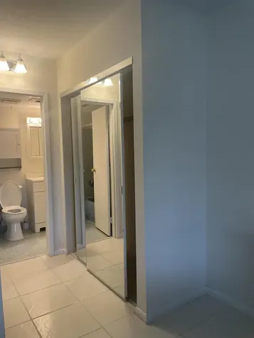 1 Abbey Lane Delray Beach FL 33446