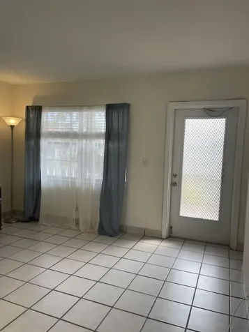 1 Abbey Lane Delray Beach FL 33446