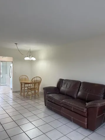 1 Abbey Lane Delray Beach FL 33446