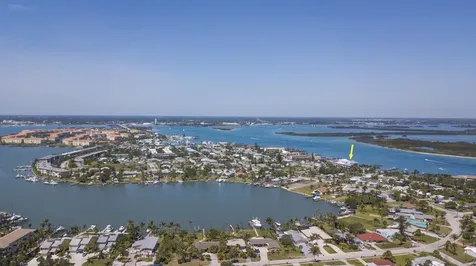 1470 E Seaway Drive Fort Pierce FL 34949