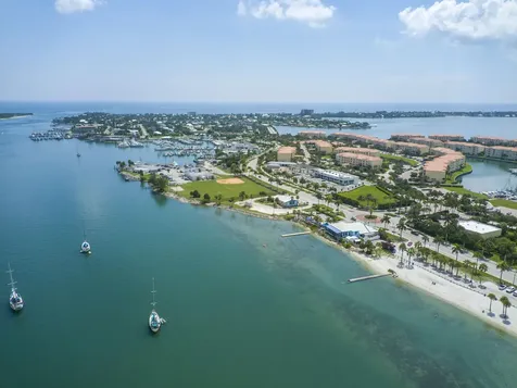 1470 E Seaway Drive Fort Pierce FL 34949