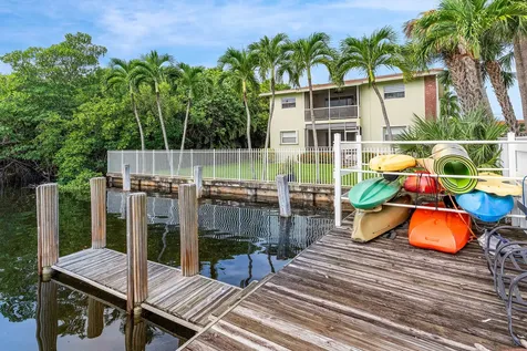 689 Ne 6th Court Boynton Beach FL 33435