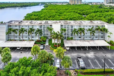 689 Ne 6th Court Boynton Beach FL 33435