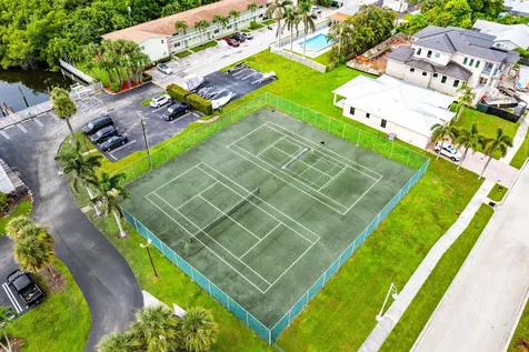 689 Ne 6th Court Boynton Beach FL 33435