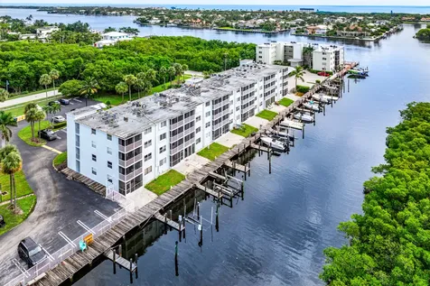 689 Ne 6th Court Boynton Beach FL 33435