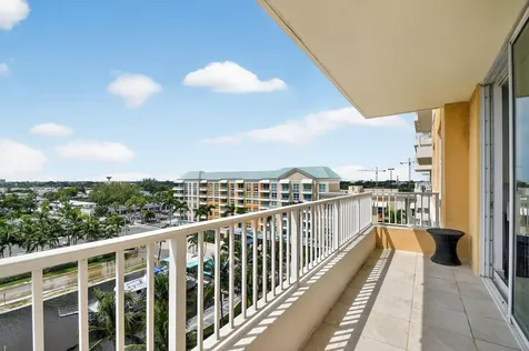 625 Casa Loma Boulevard Boynton Beach FL 33435