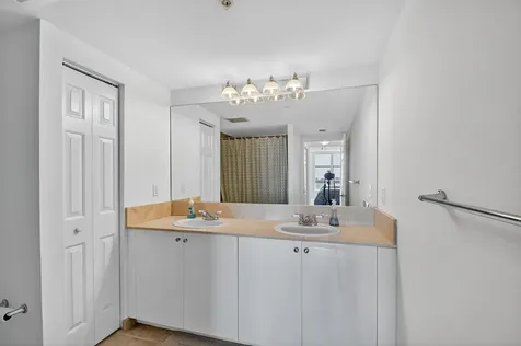 625 Casa Loma Boulevard Boynton Beach FL 33435
