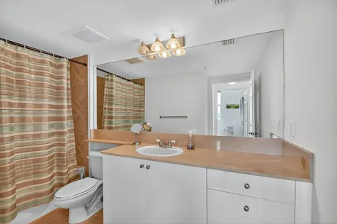 625 Casa Loma Boulevard Boynton Beach FL 33435