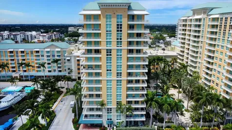 625 Casa Loma Boulevard Boynton Beach FL 33435