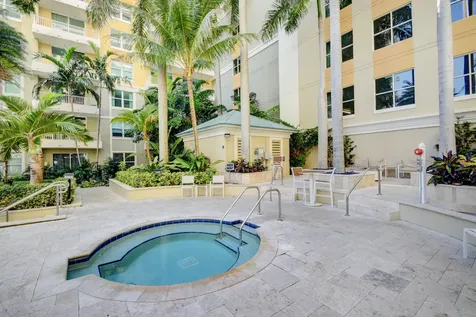 625 Casa Loma Boulevard Boynton Beach FL 33435