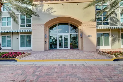 625 Casa Loma Boulevard Boynton Beach FL 33435