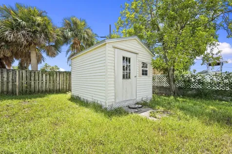 1745 Binney Drive Fort Pierce FL 34949