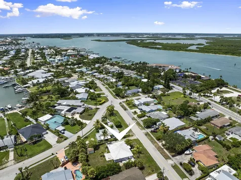 1745 Binney Drive Fort Pierce FL 34949