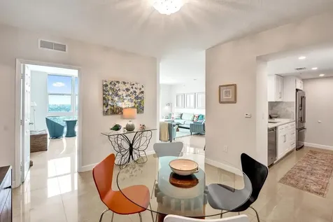 625 Casa Loma Boulevard Boynton Beach FL 33435