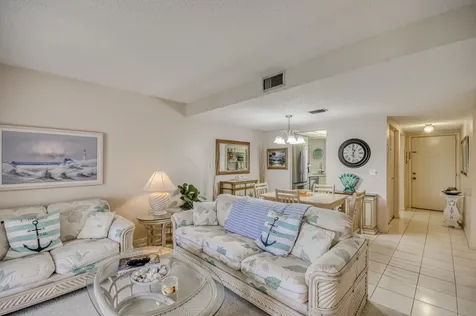 18081 Se Country Club Drive Jupiter FL 33469