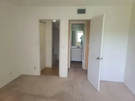 317 Knotty Pine Circle Greenacres FL 33463