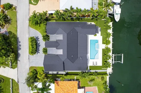 1110 Fairview Lane Riviera Beach FL 33404